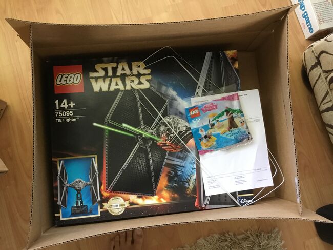 Star Wars UCS Tie Fighter BNIB, Lego 75095, Jolyon Constable , Star Wars, Wadebridge , Abbildung 2