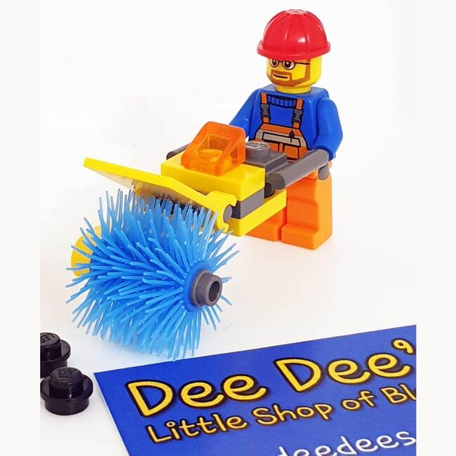 Street Cleaner, Lego 5620, Dee Dee's - Little Shop of Blocks (Dee Dee's - Little Shop of Blocks), City, Johannesburg, Image 2