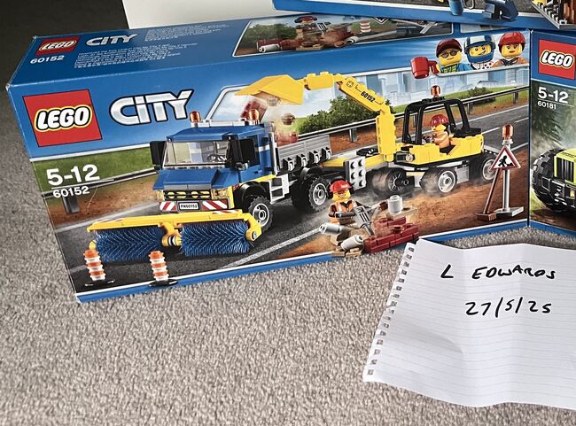 Sweeper and excavator, Lego 60152, LegoMum, City, Lichfield