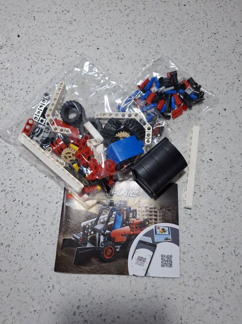 Technic 2-in-1 skid steer loader, Lego 42116, Karlien Scholtz, Technic, Vanderbijlpark
