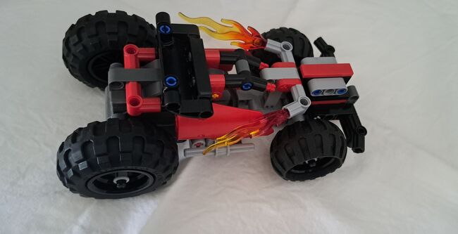 Technic BASH! Race car model, Lego 42073, Adele van Dyk, Technic, Port Elizabeth, Abbildung 2