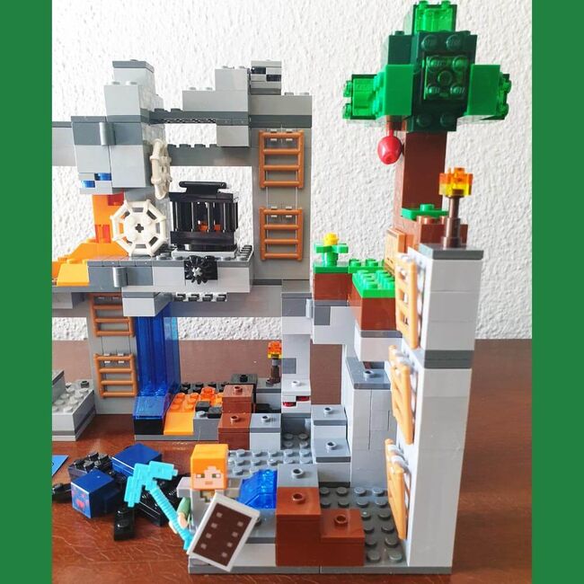 The Bedrock Adventures, Lego 21147, Dee Dee's - Little Shop of Blocks (Dee Dee's - Little Shop of Blocks), Minecraft, Johannesburg, Abbildung 2