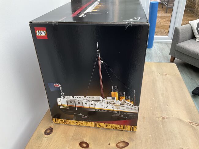 Titanic - brand new and unopened, Lego 10294, Duncan Good, Exklusiv, Stroud, Abbildung 3