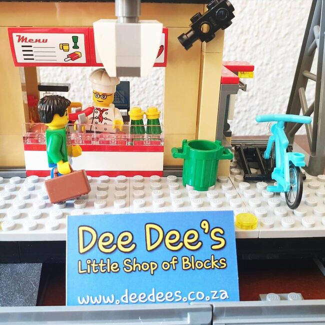 Train Station, Lego 60050, Dee Dee's - Little Shop of Blocks (Dee Dee's - Little Shop of Blocks), City, Johannesburg, Image 4