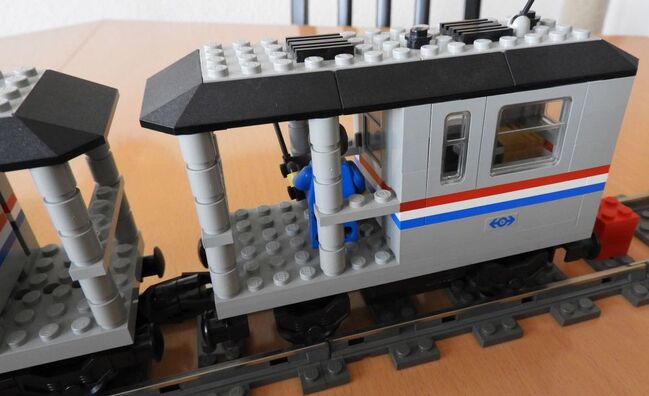 Einmaliges Model vom Lego Krokodil 9V in den Farben Metroliner (Amtrak). Dies ist ein Einzelstück, w, Lego, Christian Schönbauer, Train, Moosseedorf, Image 7