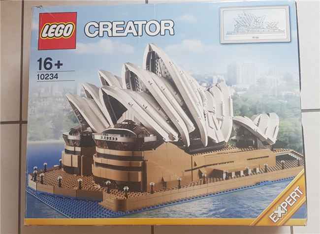 Used Sydney Opera House, Lego 10234, Tracey Nel, Sculptures, Edenvale