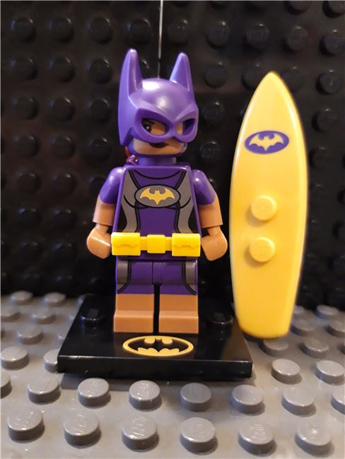 Vacation Batgirl minifigure The LEGO Batman Movie Series 2 Complete 71020 NEW, Lego 71020-9, NiksBriks, Minifigures, Skipton, UK