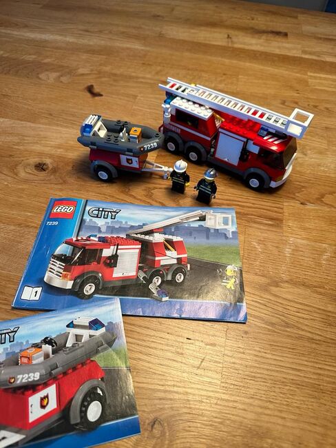 Verschiedene Lego-Sets, Lego 6053/7738 +36/9092/7039/42011, Bisig Thomas, City, Frick, Abbildung 4