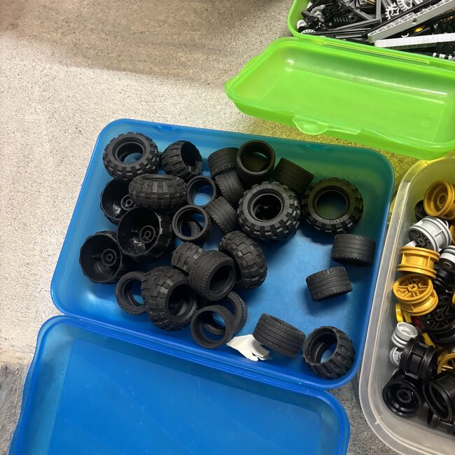 Viele Legoteile, Lego, Loic Käser, Diverses, Schliern, Abbildung 3