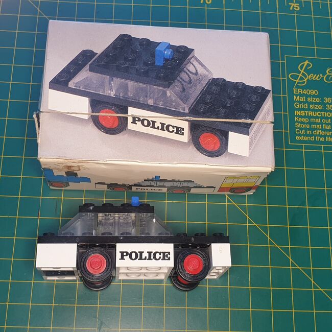 Vintage lego set  set 611 Police Car from 1973, with original box and instruction manual, Lego 611, Dayne, LEGOLAND, Cape Town, Image 7