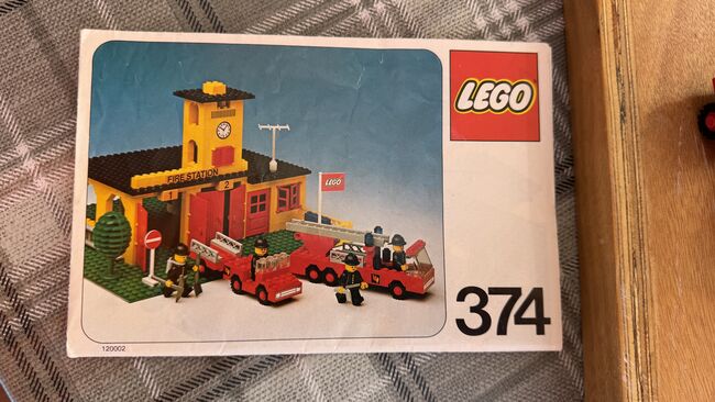 Vintage pre-owned LEGO Fire Station complete with Box, Lego 374, Stefan Bommeli, Town, Wetzikon, Image 7