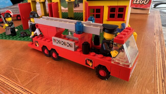 Vintage pre-owned LEGO Fire Station complete with Box, Lego 374, Stefan Bommeli, Town, Wetzikon, Image 11