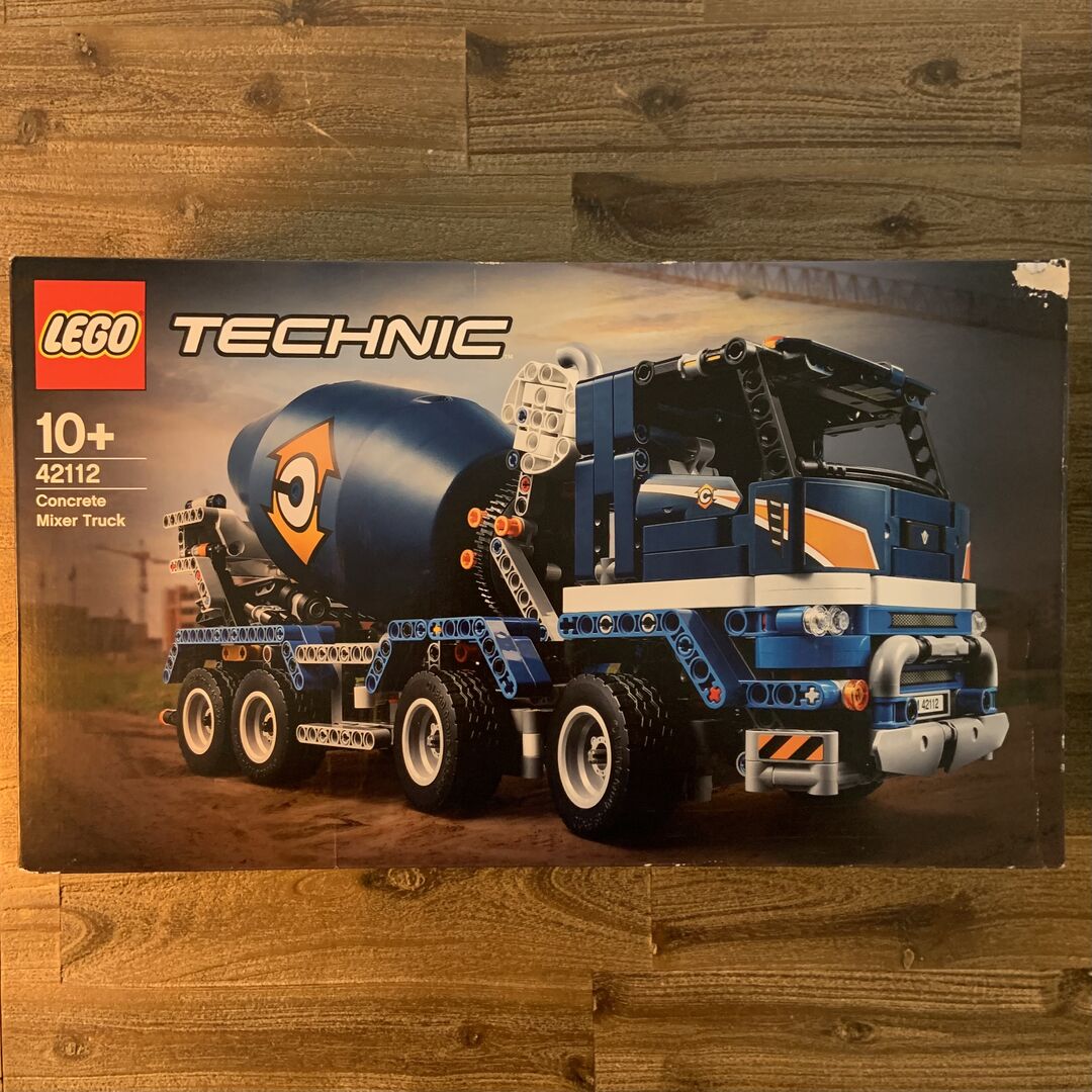 Technic Concrete Mixer 2024 Truck 42112, NEW Sealed