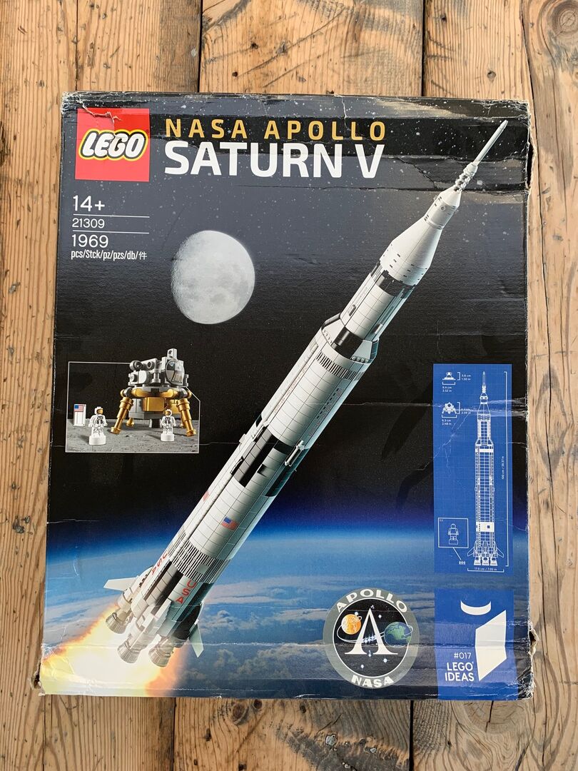 ᐅ Used/PO Set ⇒ Lego 92176 - Ideas Nasa Apollo Saturn V from Black Frog ...