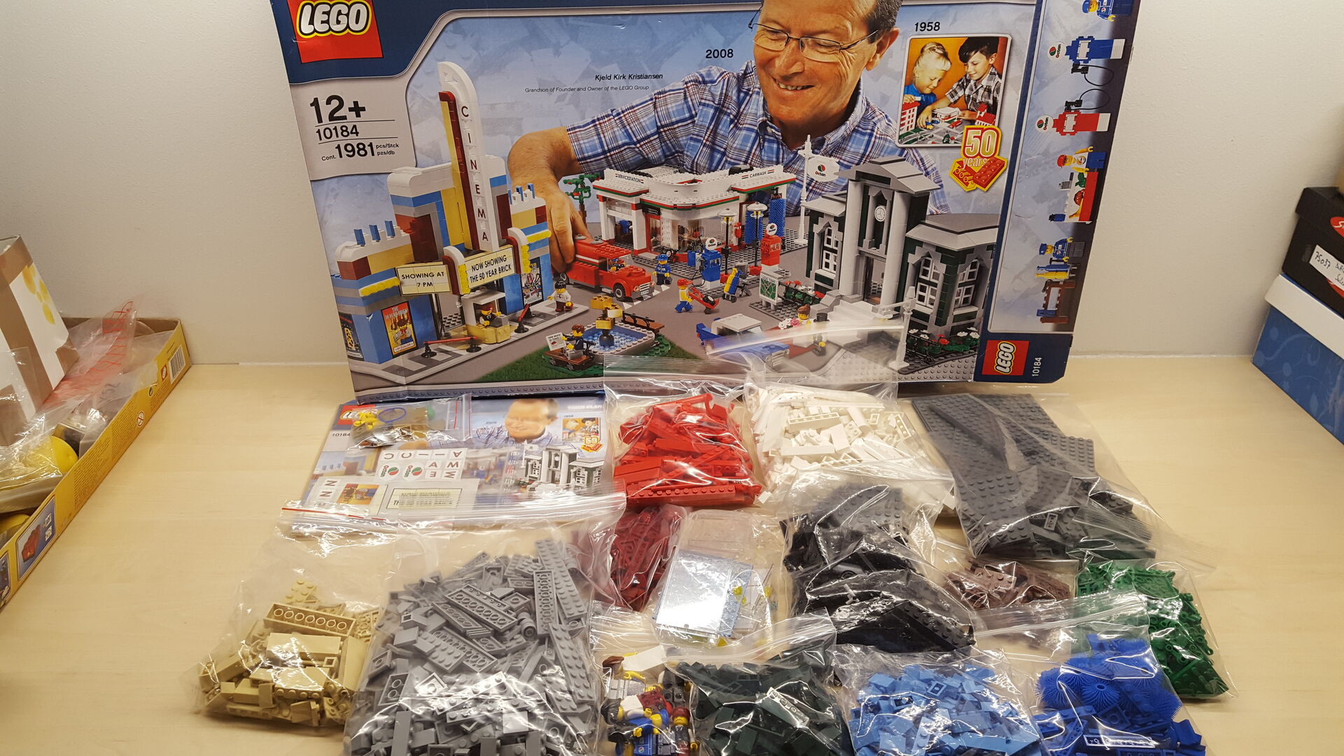 lego 10184 town plan